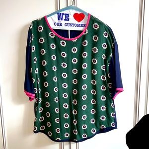 Boden short sleeve flower print blouse. Women’s size 6